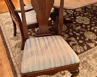 $450 - 6 dining chairs (2 armchairs and 4 side chairs) - Oldtowne cherry. Side chairs: 38"H x 20"D x 20"W; Arm chairs: 24"W ; seat height 18".  Seat fabric has stains on most chairs.