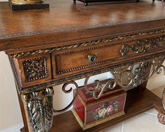 Gorgeous leather-topped, metal-accented foyer table!