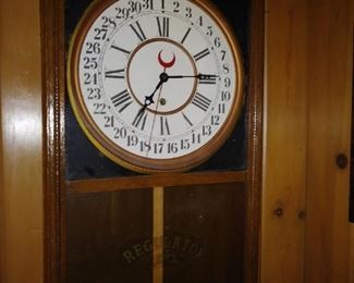Regulator wall clock
