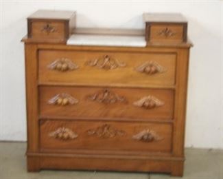 3237- Victorian Dresser