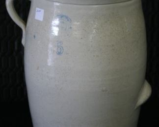 2101- 6 Gallon Churn