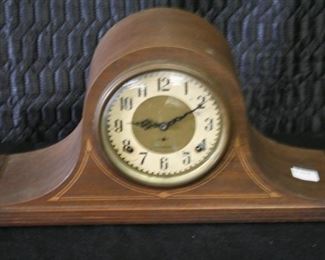 2106- Plymouth Mantle Clock