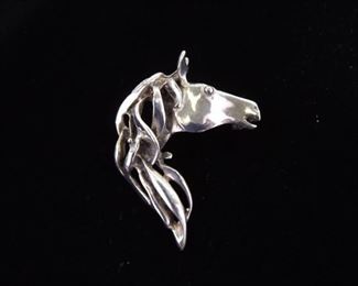 .925 Sterling Silver Horse Head Brooch
