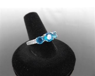 .925 Sterling Silver Blue Blue Topaz Crystal Ring Size 8.5
