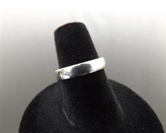 .925 Sterling Silver Band Ring Size 6
