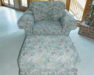 Floral chair with ottoman