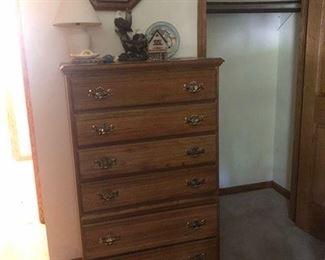 oak chest of drawers