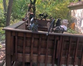 more outdoor statues