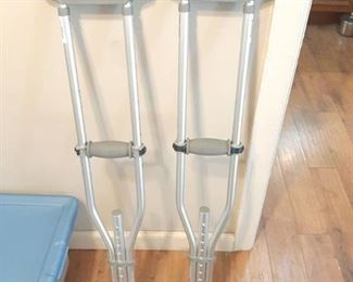 Pair of Aluminum Adjustable Crutches