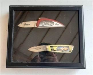 Frame with 2 Knives - Indian and Mustang