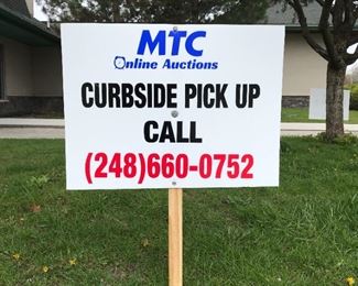 Curbside Sign Tight