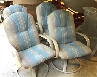 Set of 4 Patio Chairs w/ Cushions