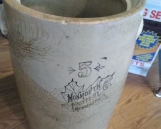 Mammoth 5 Gallon Butter Crock no lid or churner