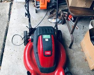 Really good condition e-toro electric lawn mower