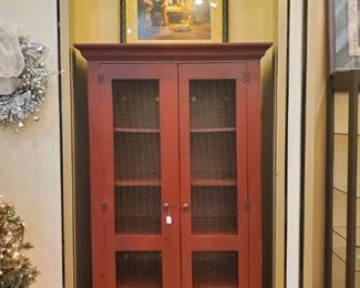 Love this cabinet!