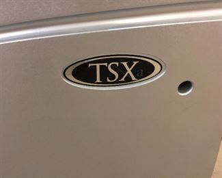 TRUE TSX elliptical in great condition.