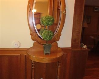 Oak Hall Tree with Oval Mirror