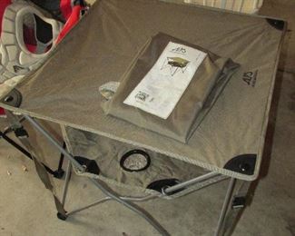 Camp table