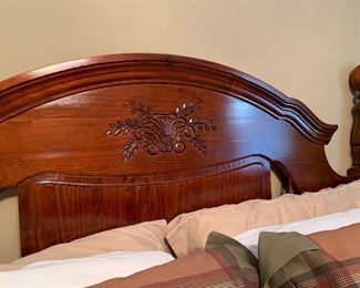 King size bed