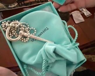 TIFFANY KEY NECKLACE