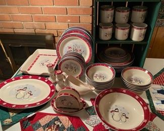 Great selection of vintage and Scandinavian Holiday linens and decor
