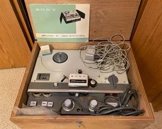 Vintage Sony Sterecorder Reel to Reel 521