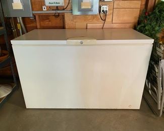 Kenmore 18 cubic foot chest freezer