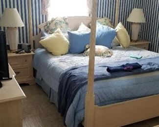 Bedroom set by Stanley: two nightstands, long dresser with mirror, another long dresser - lots of storage!