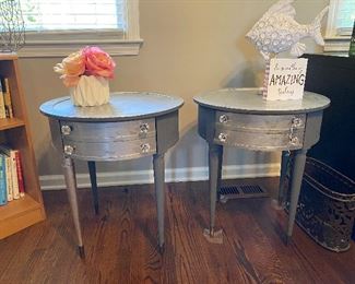 Gorgeous side tables 