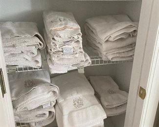Frontgate Linens and towels