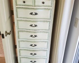 "White" Lingerie Chest - French Provencial 