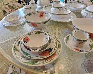 Villery & Bock "Amaploa (Poppies) - 43 pcs.