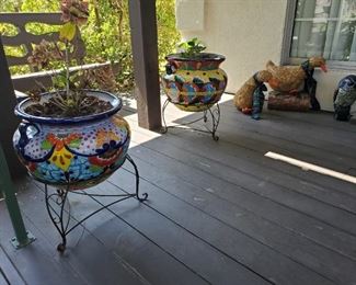 Tons of Beautiful Potted Plants and Yard Accessories