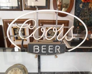 Vintage Coors Neon Beer Sign (works)
