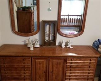 Stanley triple dresser