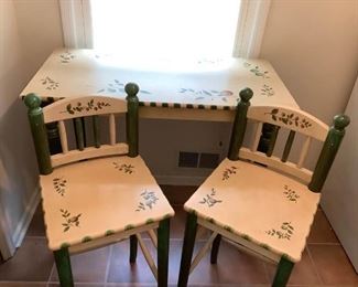 Kitchen High Top Table and Chairs