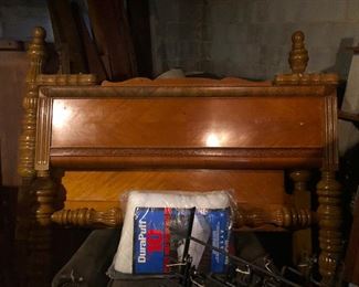 chunky headboard and footboard