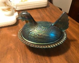 carnival glass hen