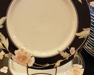 Finesse "Black Magic" fine china