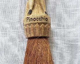 Pinocchio crumb brush