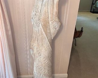 $275 AUSTIN PRODUCTIONS "LA MUJER DE LA TIERRA" RARE AP3329 ACOMA INDIAN SCULPTURE