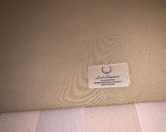 $125 CREAM STRIPED CHAIR AND OTTOMAN BY SCOTT SHUPTRINE
CHAIR MEASURES
32.5”W x 38”D x 28”H
OTTOMAN MEASURES
33”L x 22”W x 15”H