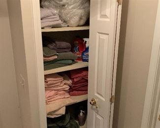 LINENS / TOWELS/ BEDDING