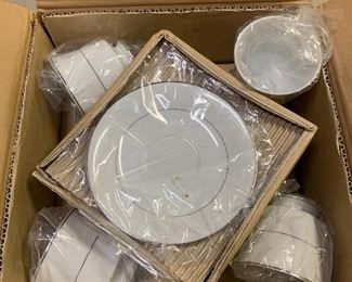 $90 BRAND NEW SET OF EKCO PRUDENCE CHINA