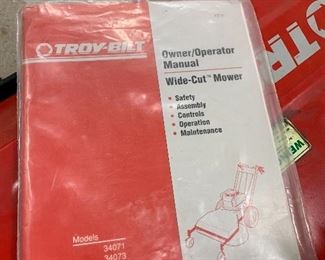 $225 - Toro Power Clear 210E Electric Start 21" W