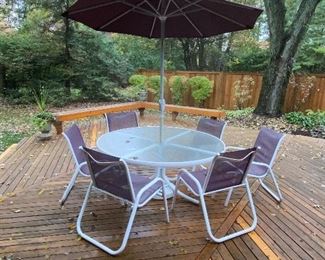 $120 PATIO SET