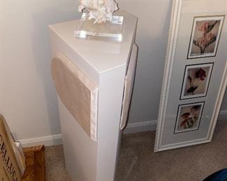 $150 - BOSE 401 DIRECT/REFLECTING SPEAKERS