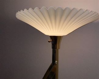 $200 VINTAGE FLOOR LAMP