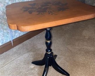 $65 SMALL HITCHCOCK FURNITURE SOLID WOOD TABLE