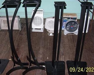 Sample of speaker stands